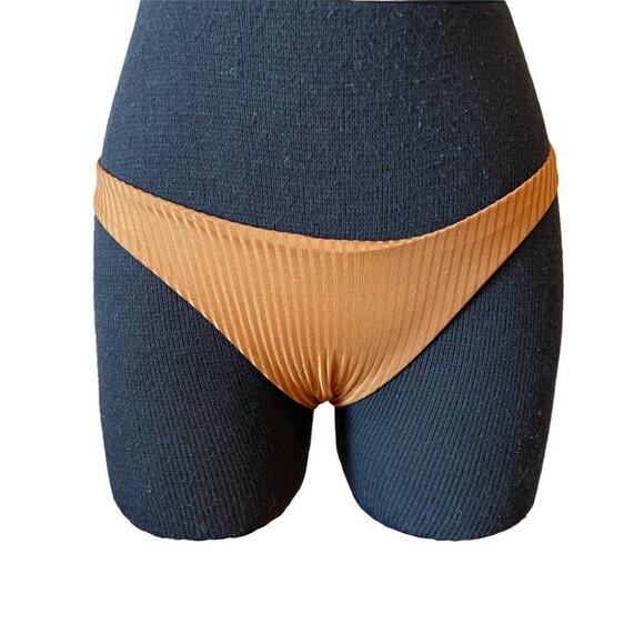Vitamin A California High-leg Bikini Bottom Thong Size 6 Retail $99 - Picture 4 of 9